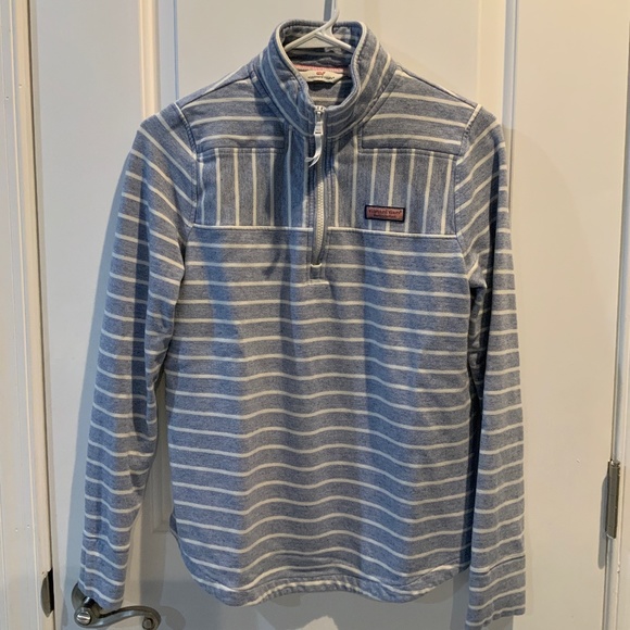 Vineyard Vines 1/4 zip - Picture 1 of 3